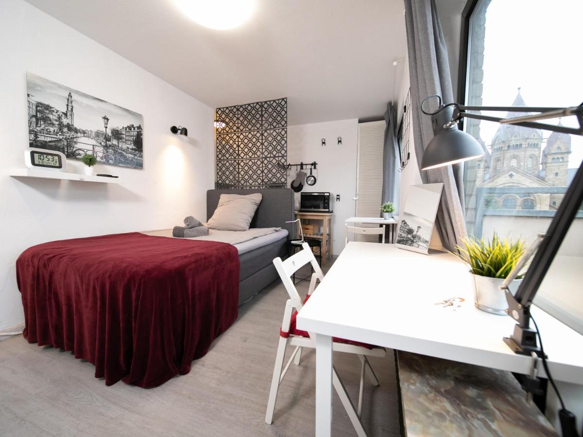 Apartment Studio Rosso - Zentral - Altstadt - Balkon - Messe Düsseldorf